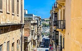 Lovely 1- Bedroom Apartment In Floriana